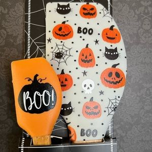2 Halloween Pumpkin Silicone Spatulas Gray Skull Cat JOL Pumpkins Spiderwebs